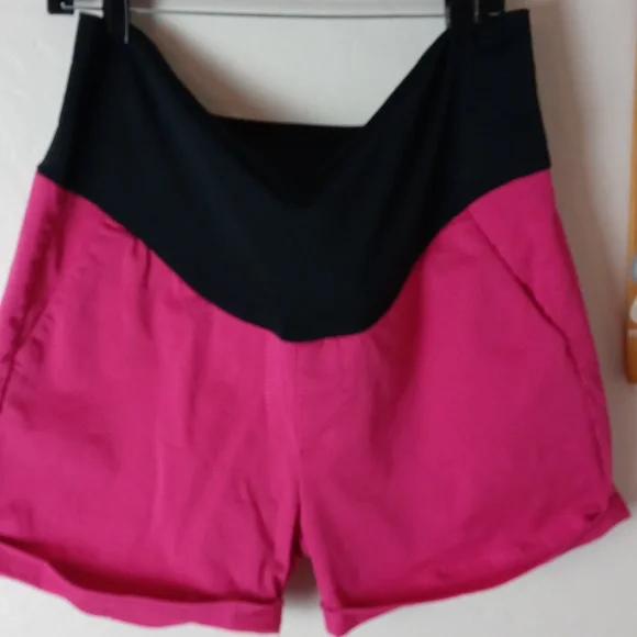 Liverpool Jeans Company The Walking Short Maternity Shorts - Picture 2 of 9